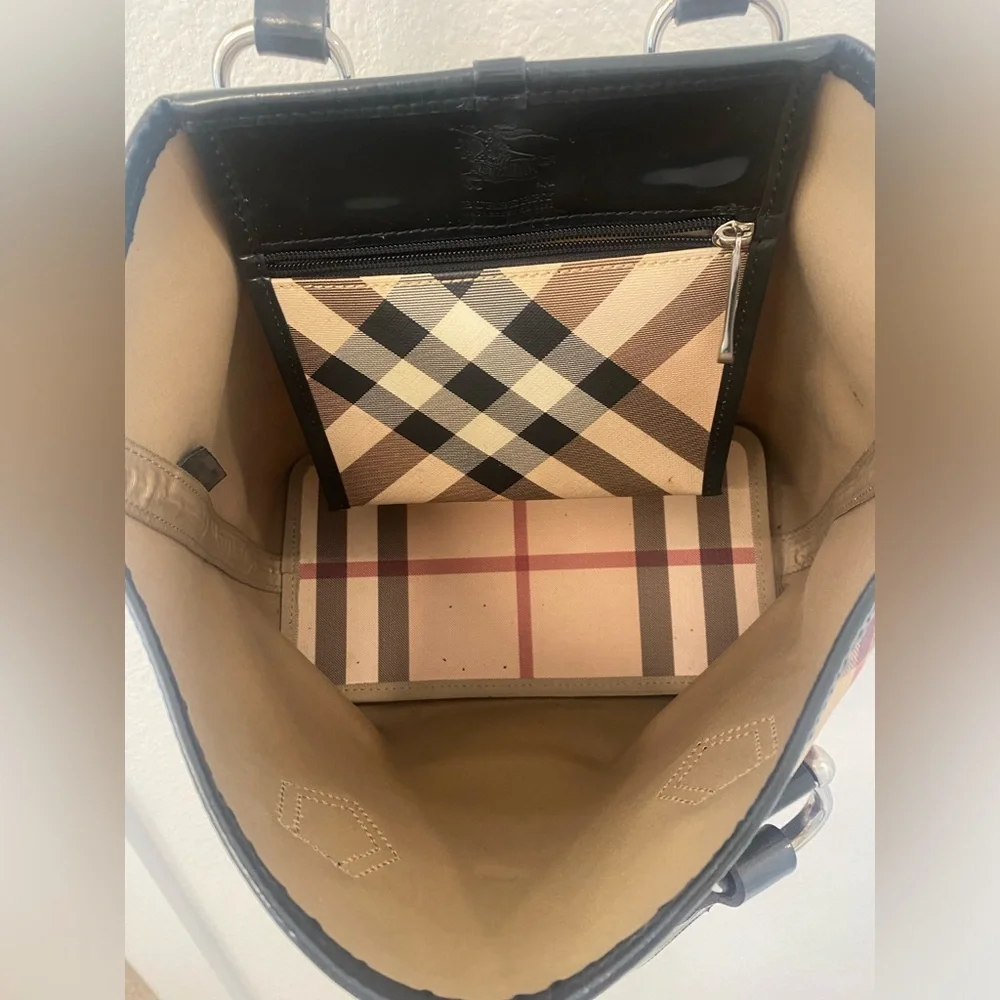 Authentic Burberry tote shoulder bag - Picture 6 of 9